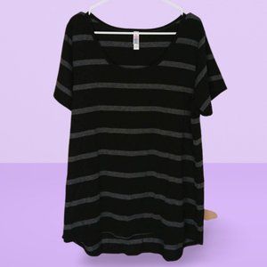 LuLaRoe Black & Gray Stripped Shortsleeve Tunic T-Shirt Sz XL